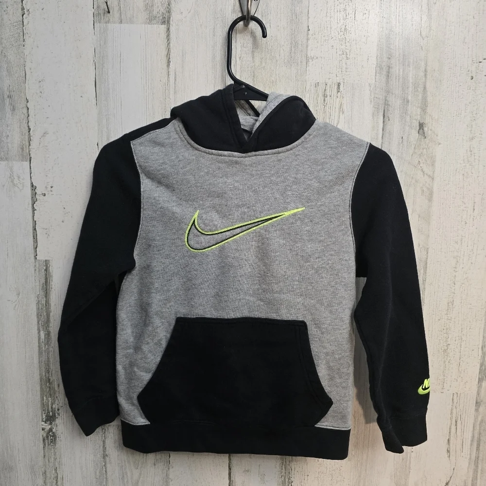 Nike Kids Gray and Black Hoodie Size Small
